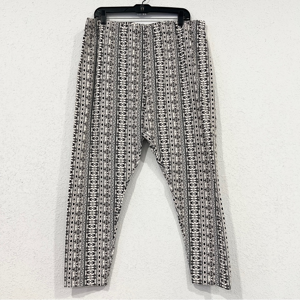 Cato Womens Multicolor Patterned Plus Size Leggings Size 22/24W